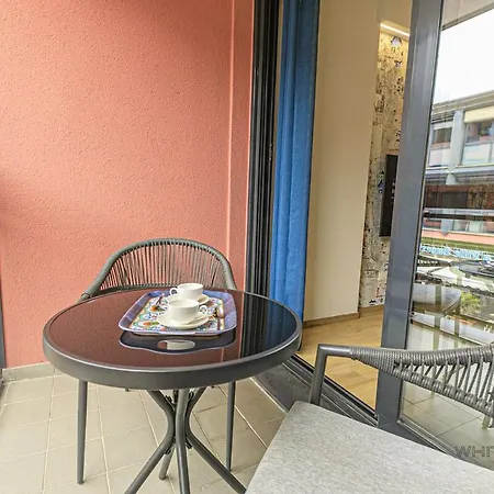 Glicine House Aquarium By Ml White House Apartment Genoa